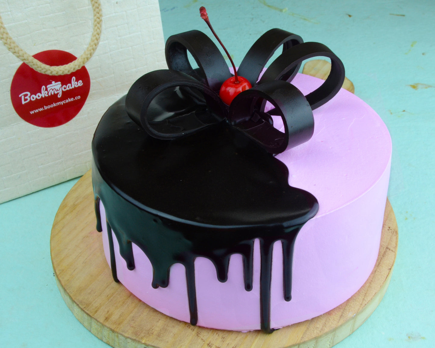 Choco Strawberry Cake